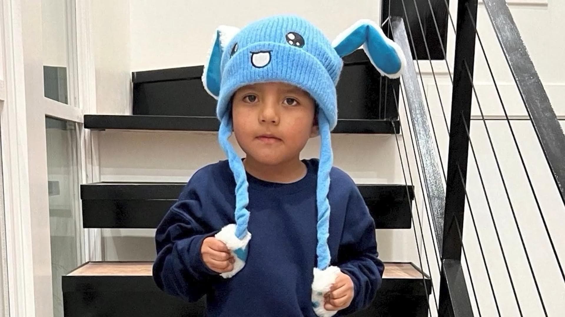 미국 이민 단속에 구금됐던 5세 어린이 집으로 돌아와